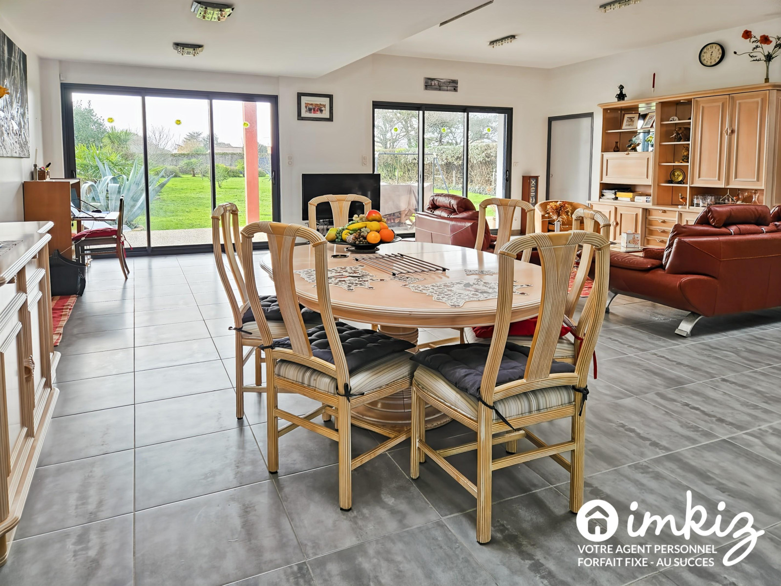 
                                                Vente
                                                 Maison récente et spacieuse