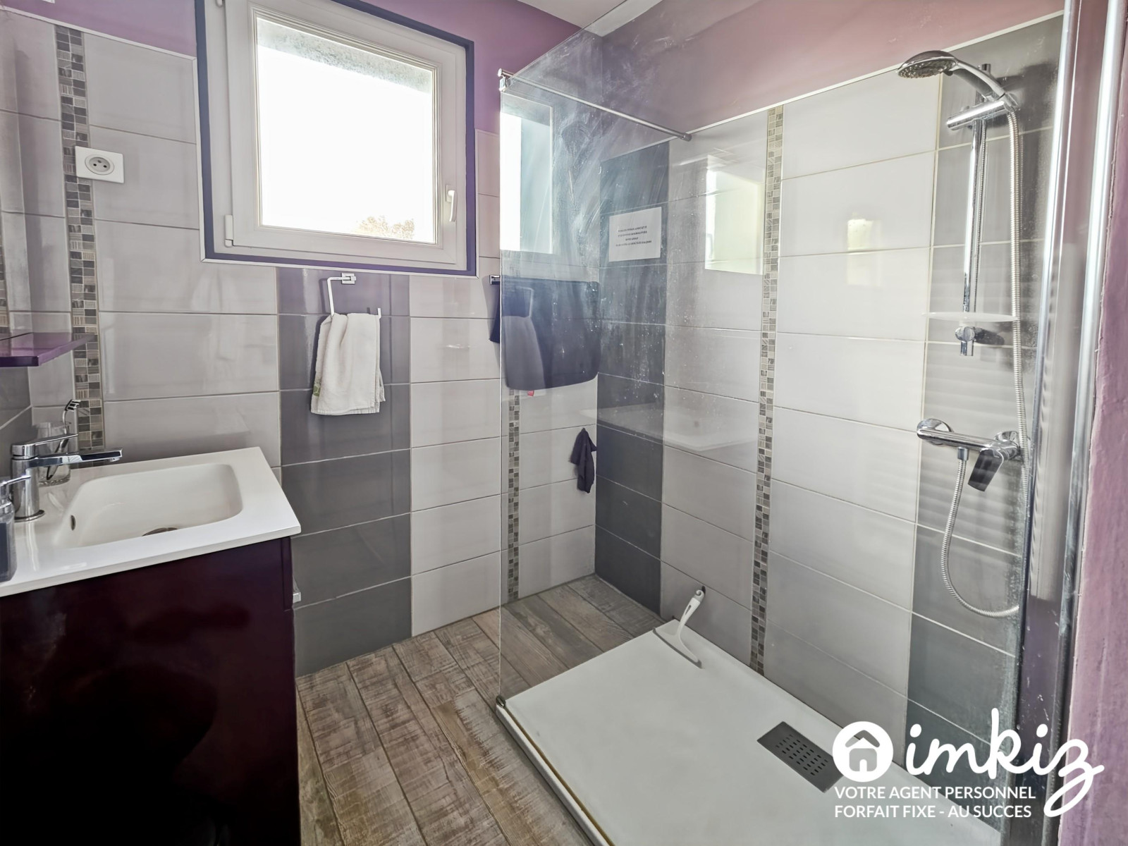 
                                                Vente
                                                 Maison récente et spacieuse