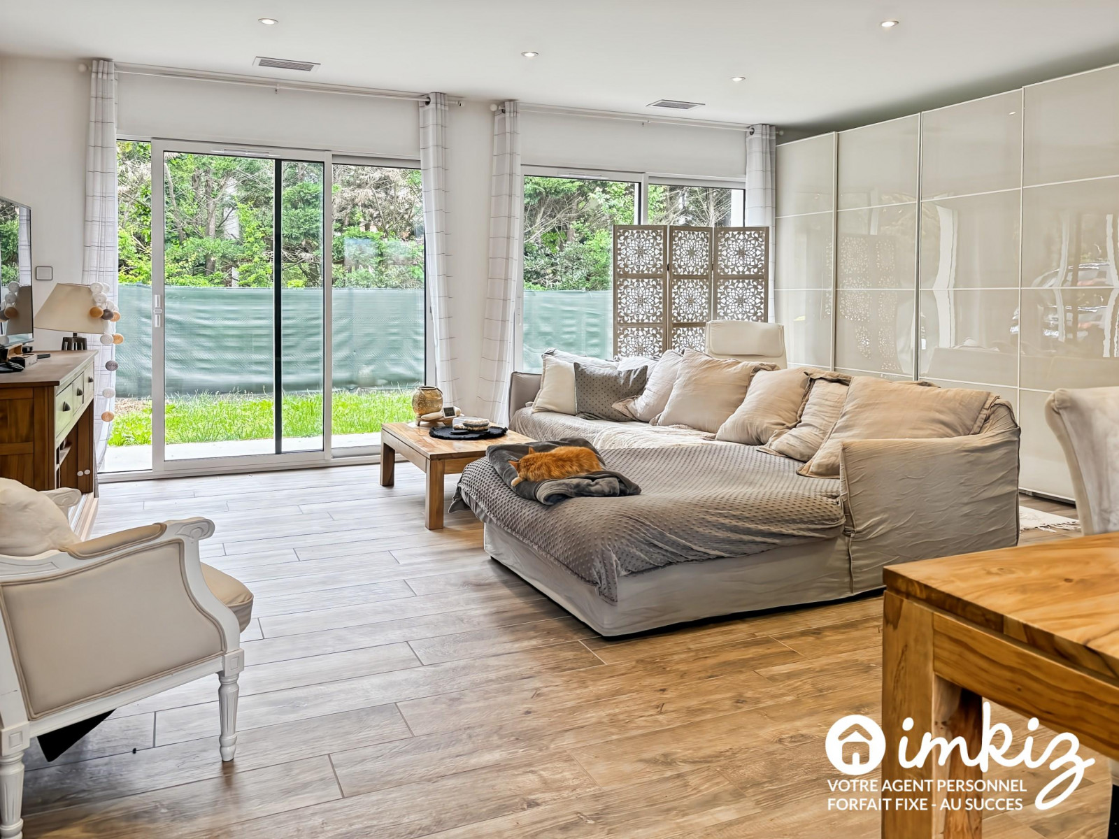
                                                Vente
                                                 Maison récente T5 de 112 m² de plain-pied