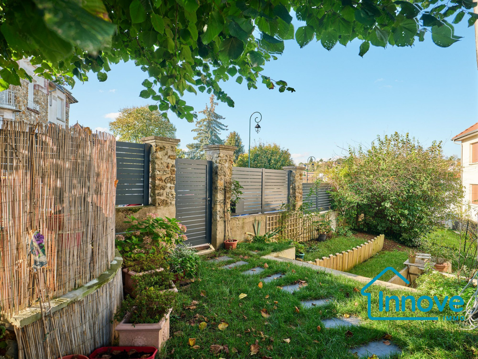
                                                Vente
                                                 Maison refaite de 167 m² Domaine de la Marche