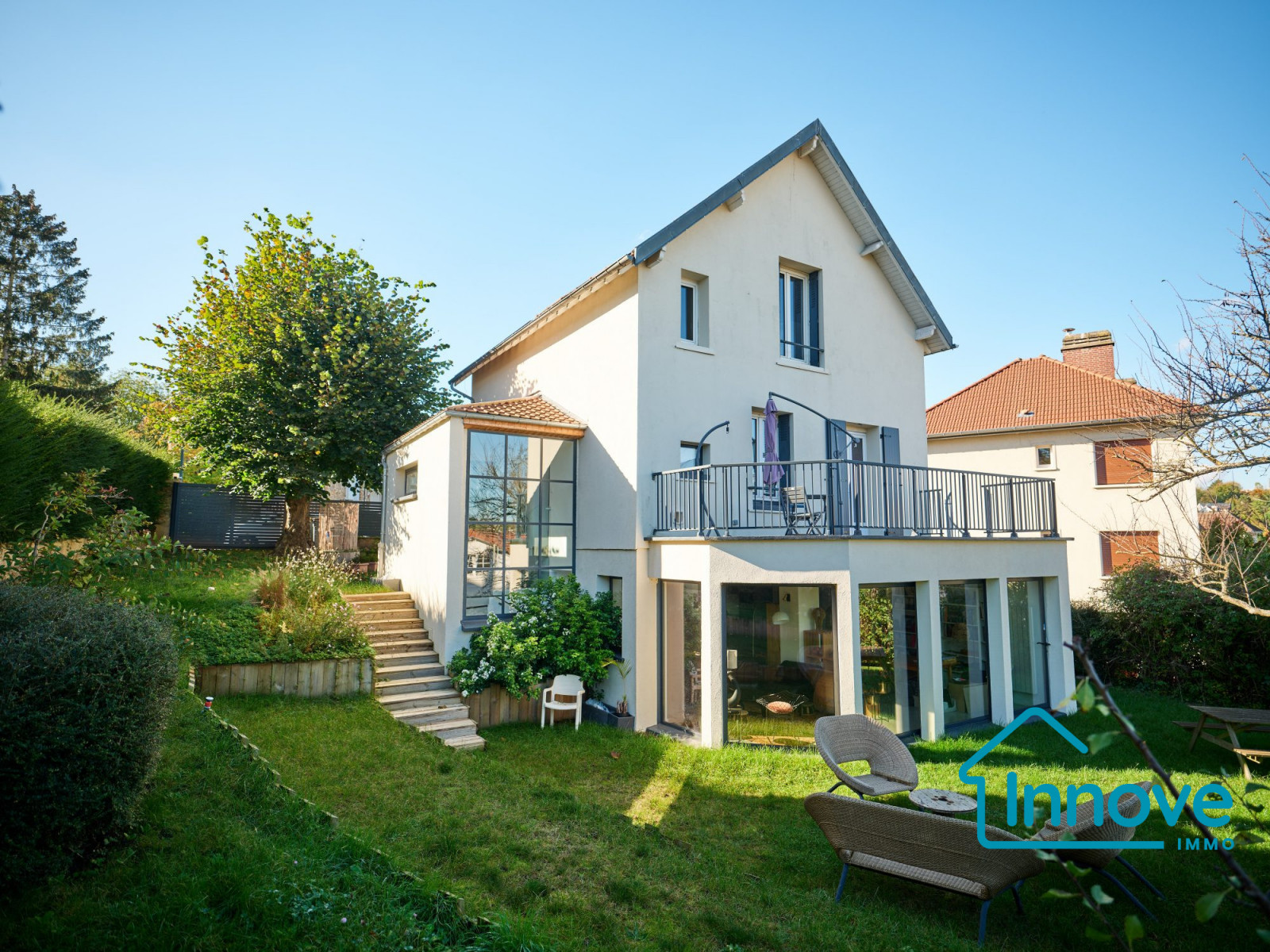 
                                                Vente
                                                 Maison refaite de 167 m² Domaine de la Marche