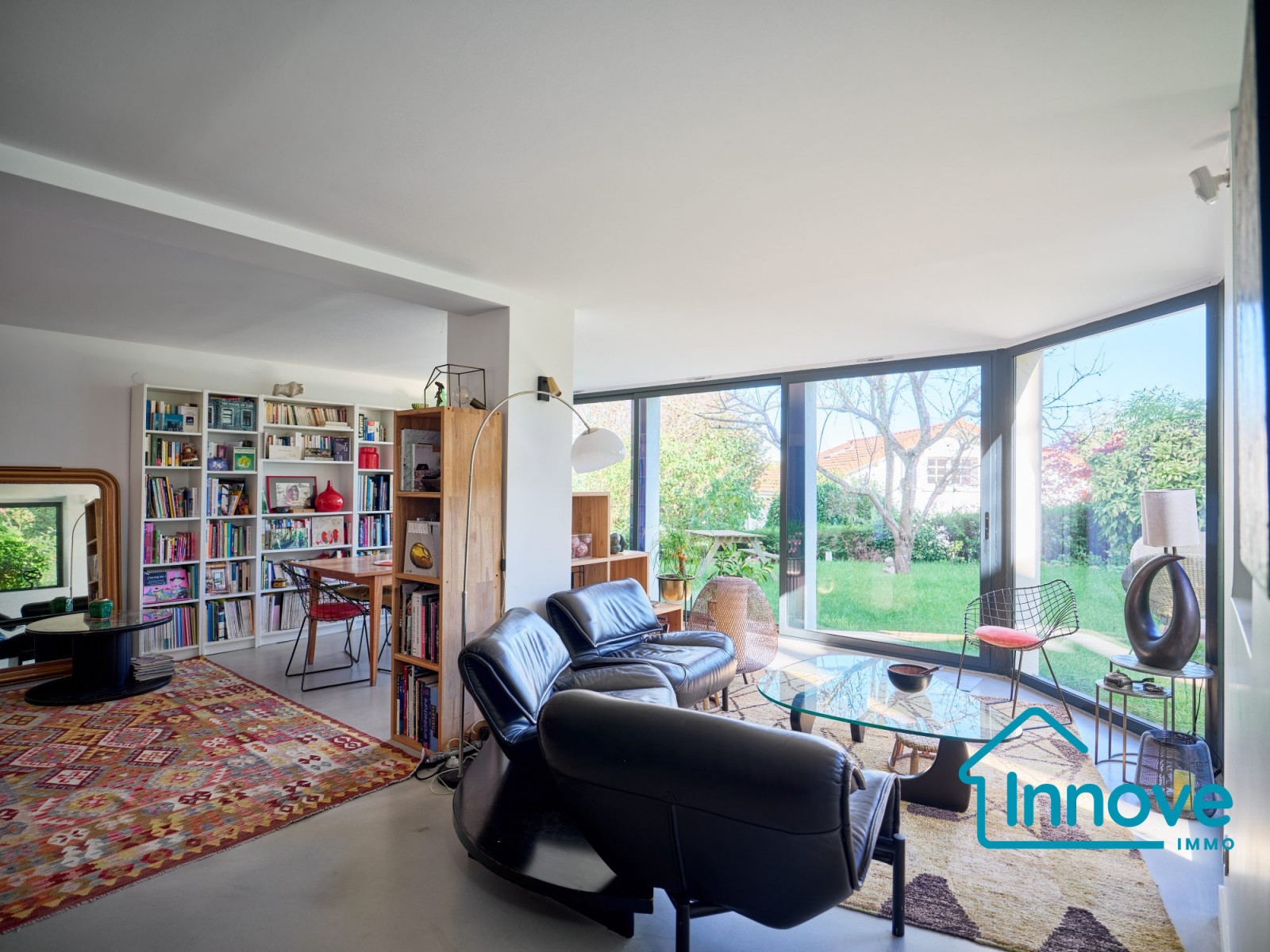 
                                                Vente
                                                 Maison refaite de 167 m² Domaine de la Marche