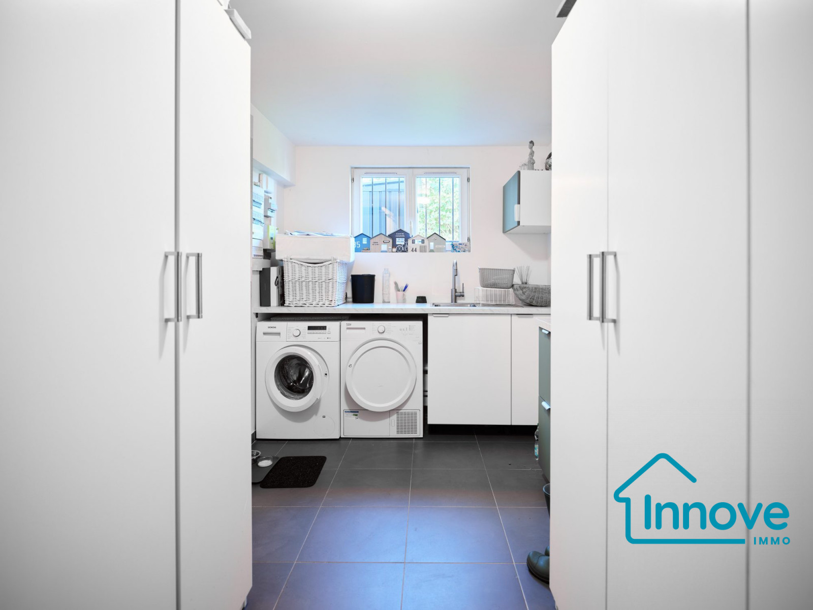 
                                                Vente
                                                 Maison refaite de 167 m² Domaine de la Marche