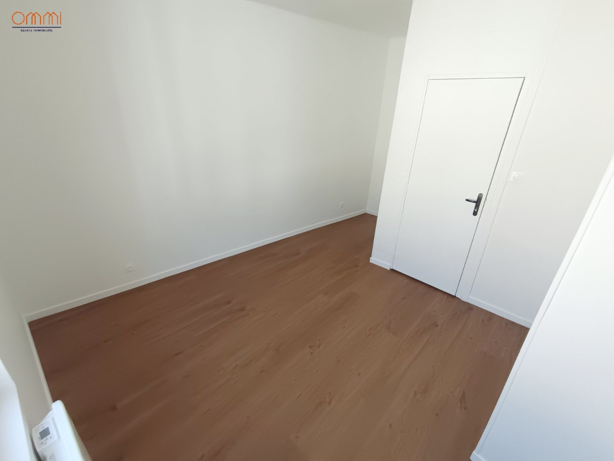 
                                                Location
                                                 Maison rénovée 2 chambres Amiens Saint-Pierre