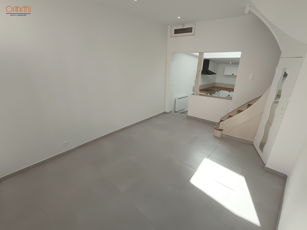 
                                                Location
                                                 Maison rénovée 2 chambres Amiens Saint-Pierre