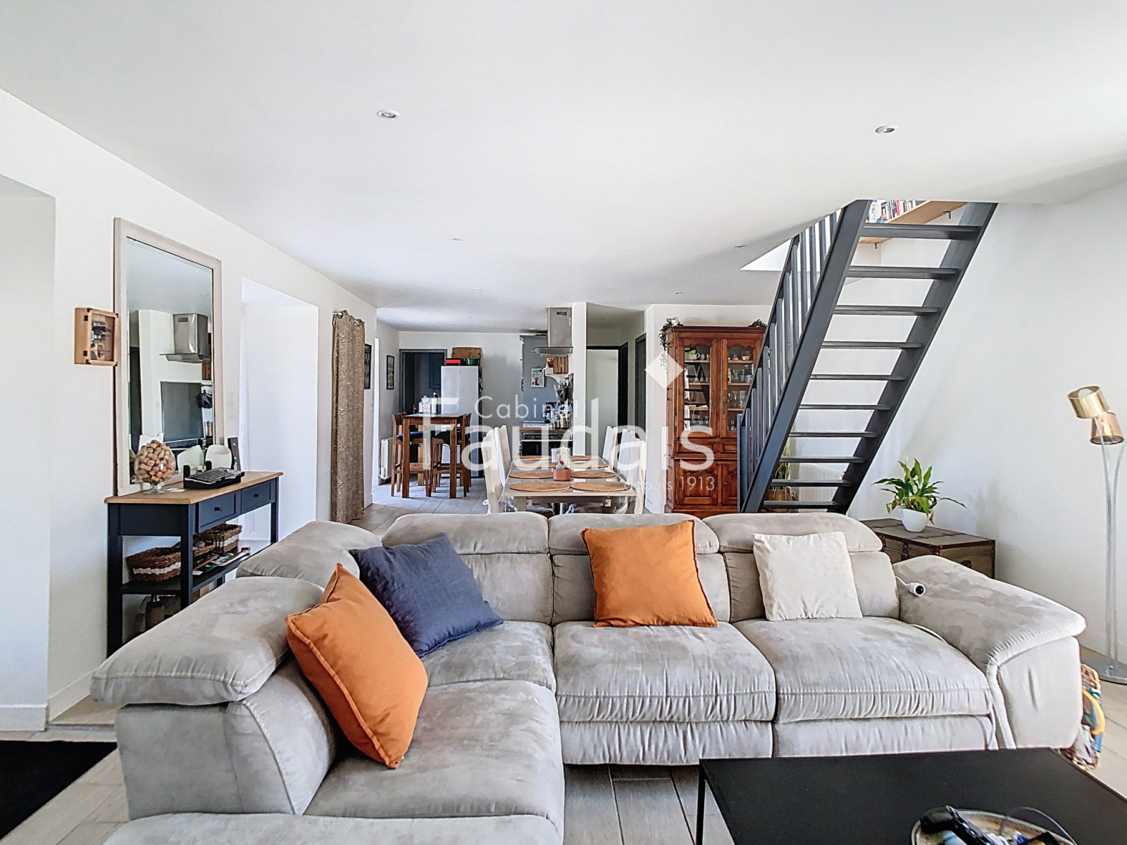 
                                                Vente
                                                 MAISON RENOVEE 2 CHAMBRES REMILLY LES MARAIS