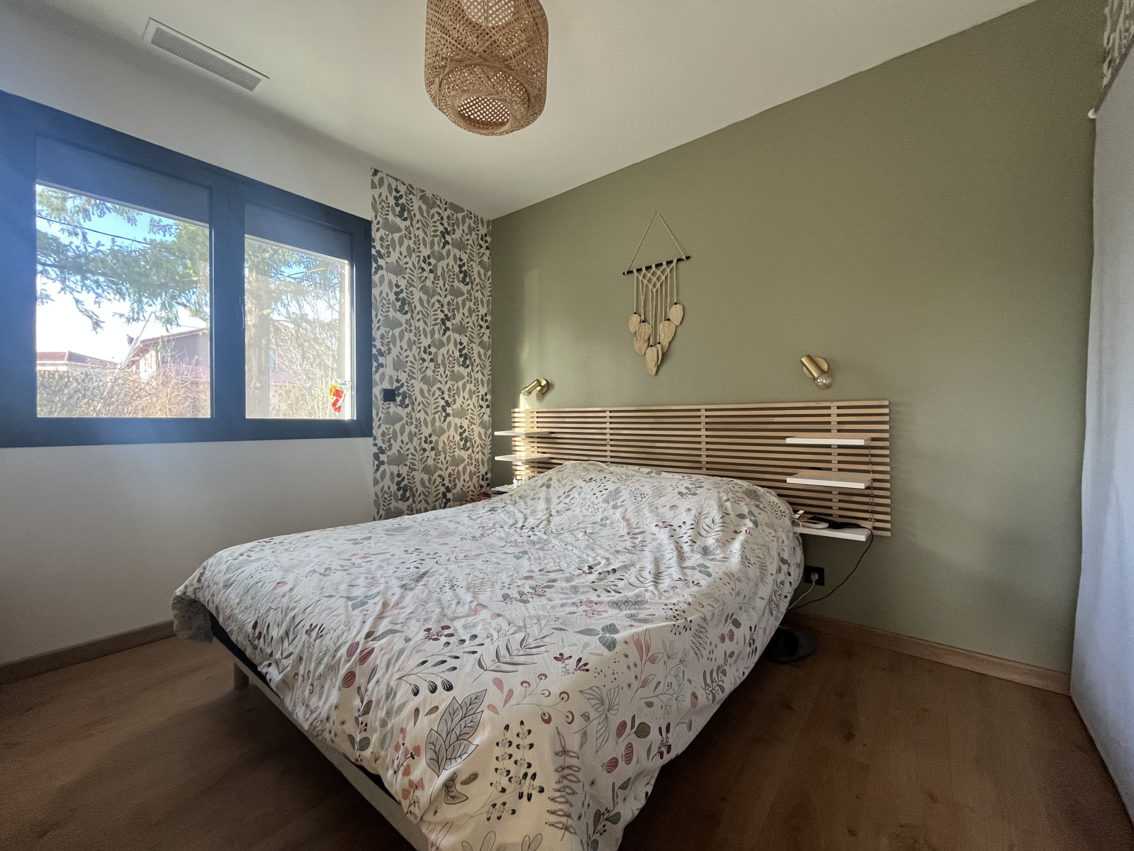 
                                                Vente
                                                 Maison rénovée - 5 chambres - Grézieu-la-Varenne