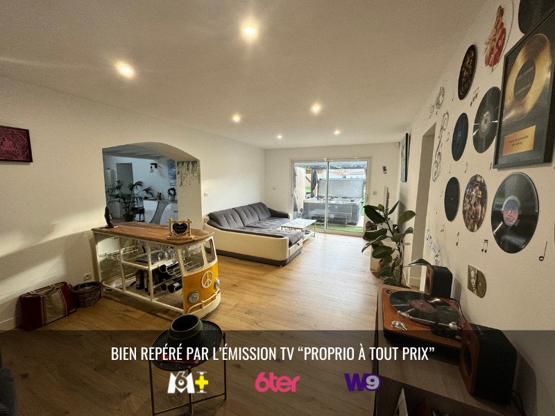 
                                                Vente
                                                 Maison rénovée avec goût de 180 m² environ