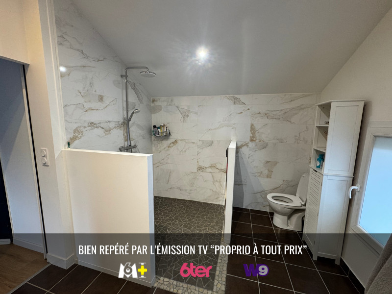 
                                                Vente
                                                 Maison rénovée avec goût de 180 m² environ