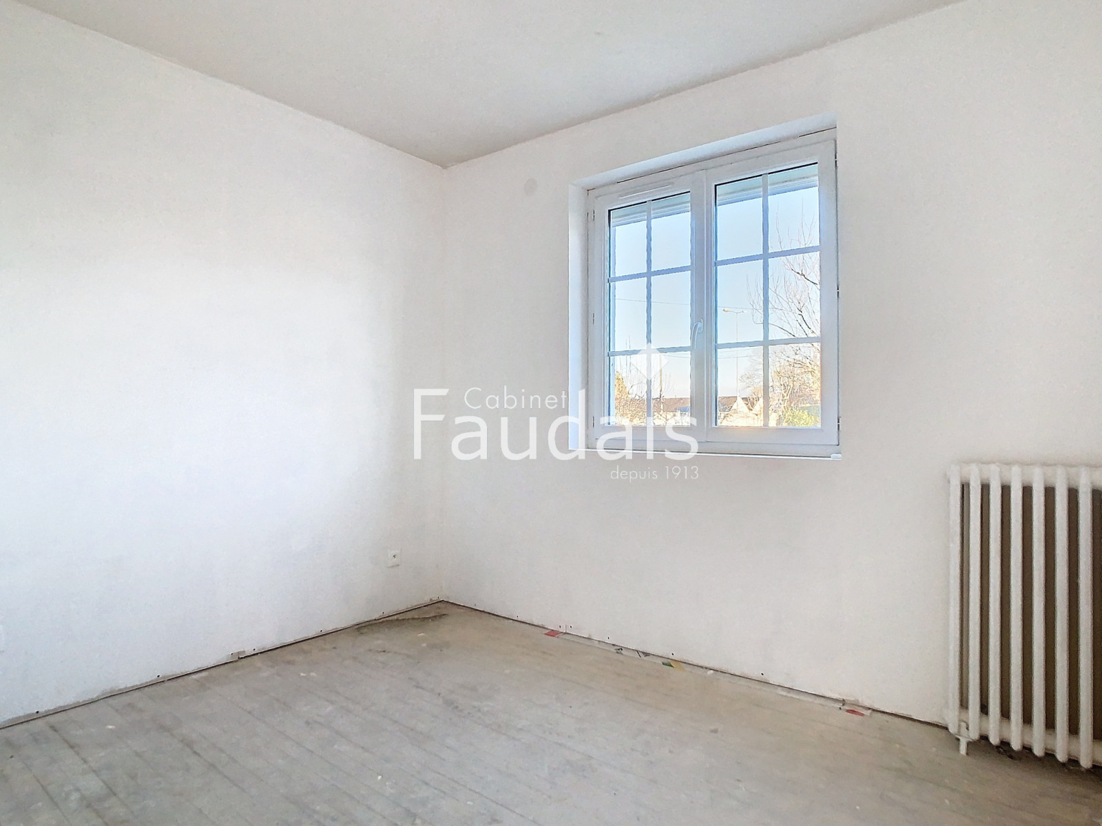 
                                                Vente
                                                 Maison rénovée avec vie de plain-pied PONT-HEBERT