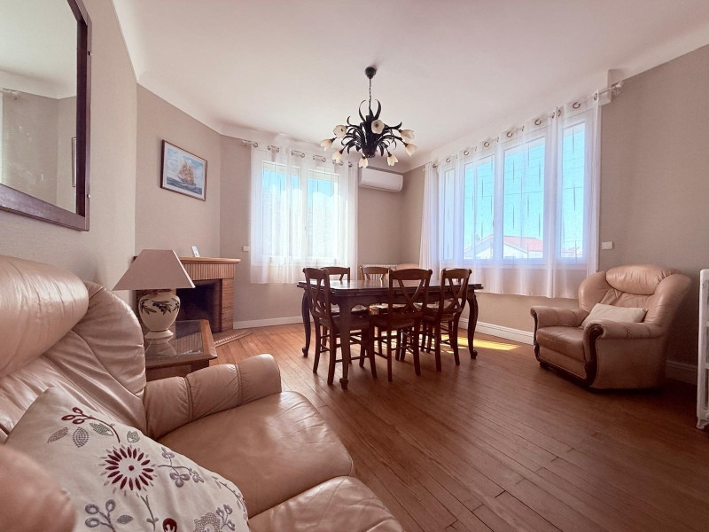 
                                                Vente
                                                 Maison rénovée Bergerac 3 chambres – Jardin, double garage, aucun travaux