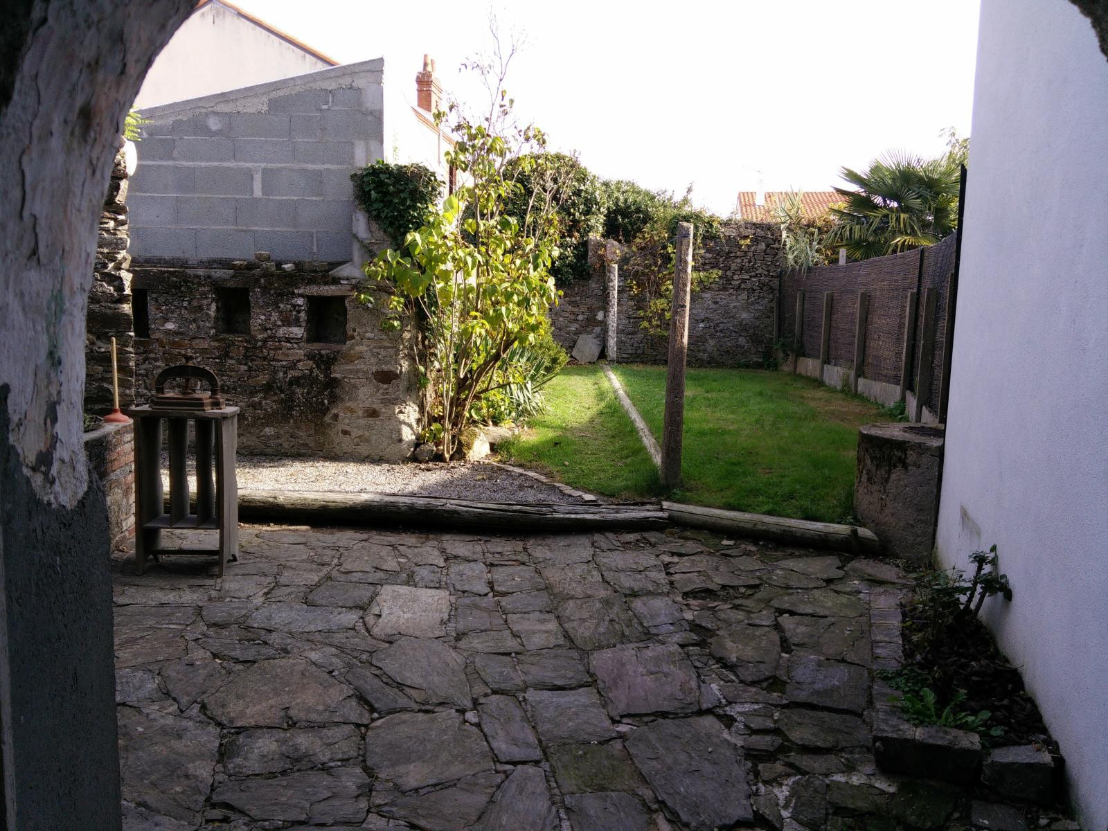 
                                                Location
                                                 Maison rénovée idéale colocation +  jardin clos