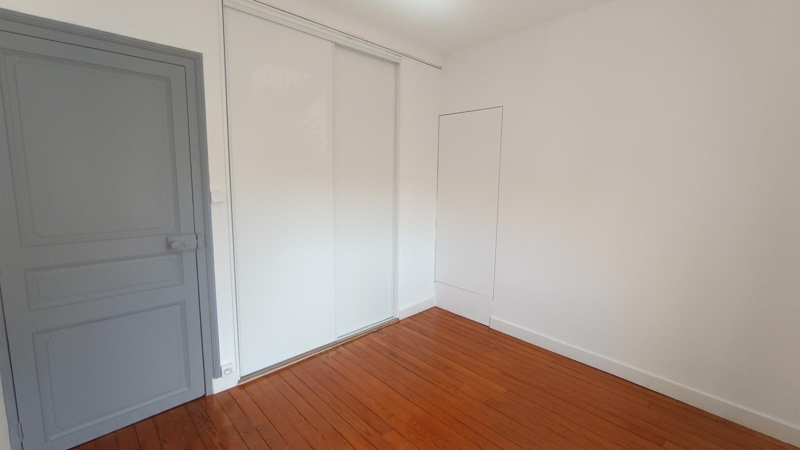 
                                                Location
                                                 Maison rénovée idéale colocation +  jardin clos