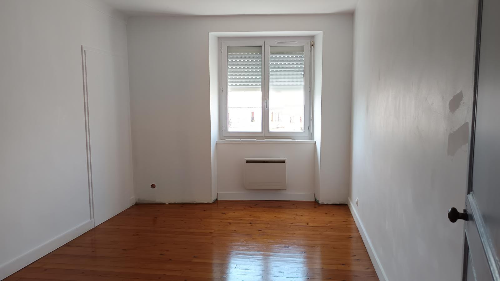 
                                                Location
                                                 Maison rénovée idéale colocation +  jardin clos