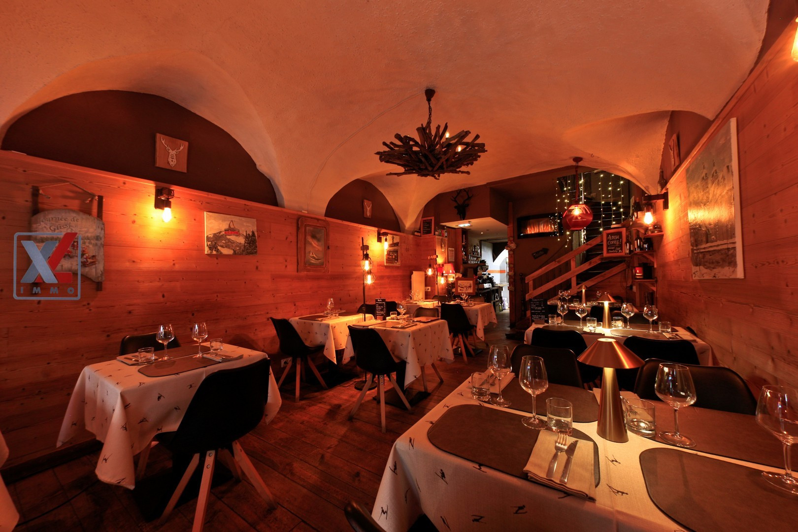 
                                                Vente
                                                 MAISON + RESTAURANT