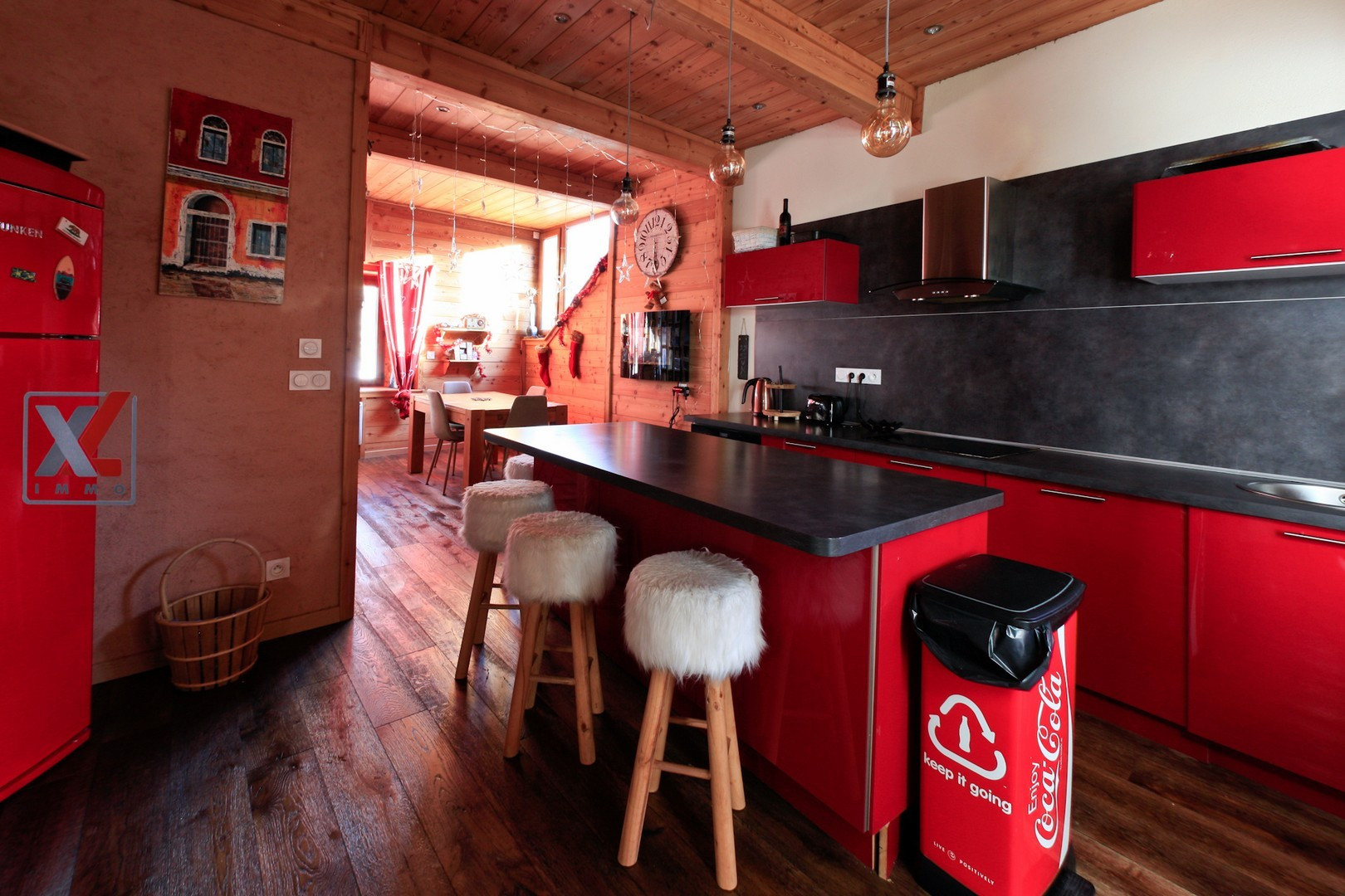 
                                                Vente
                                                 MAISON + RESTAURANT