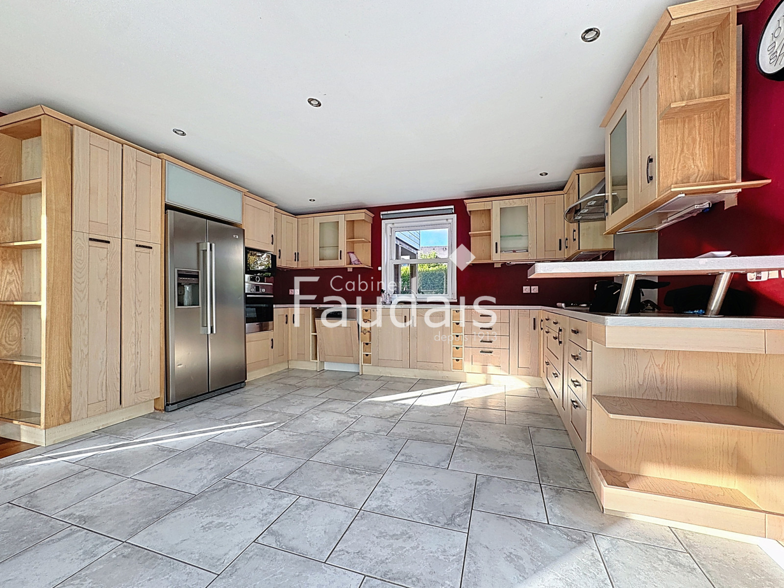 
                                                Vente
                                                 Maison Saint-Gilles volumes généreux 189 m2 