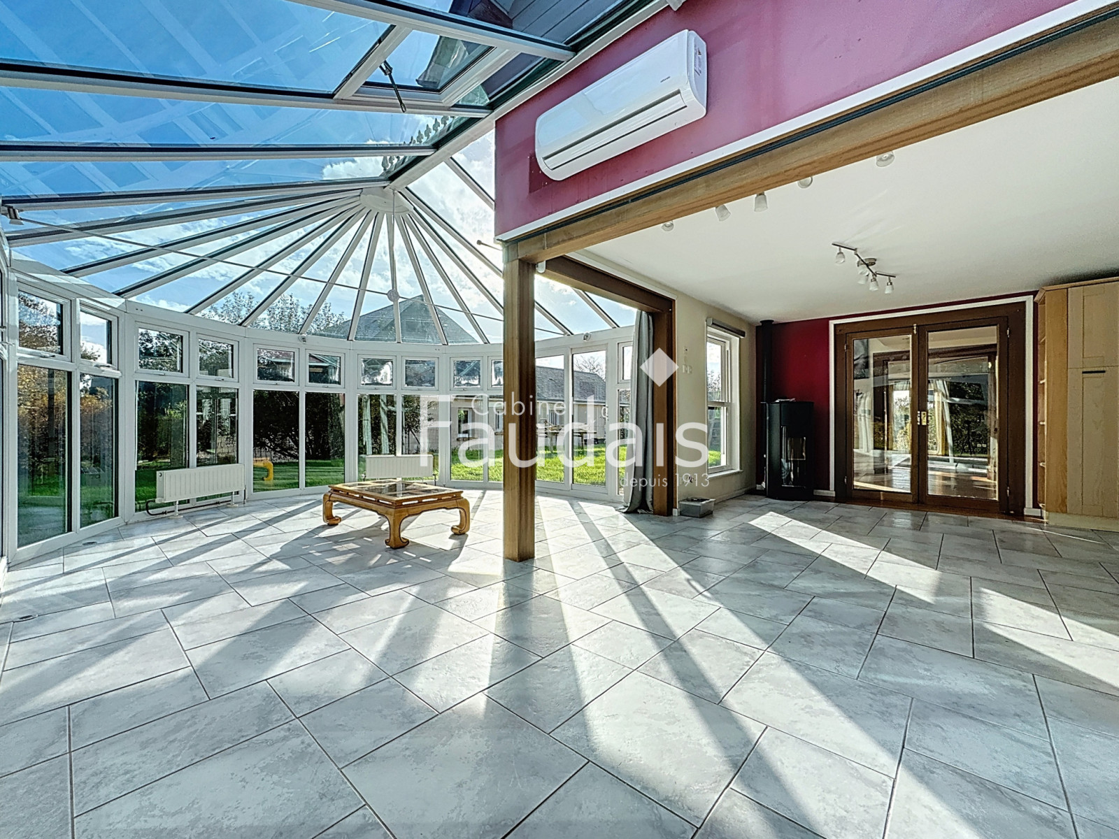 
                                                Vente
                                                 Maison Saint-Gilles volumes généreux 189 m2 