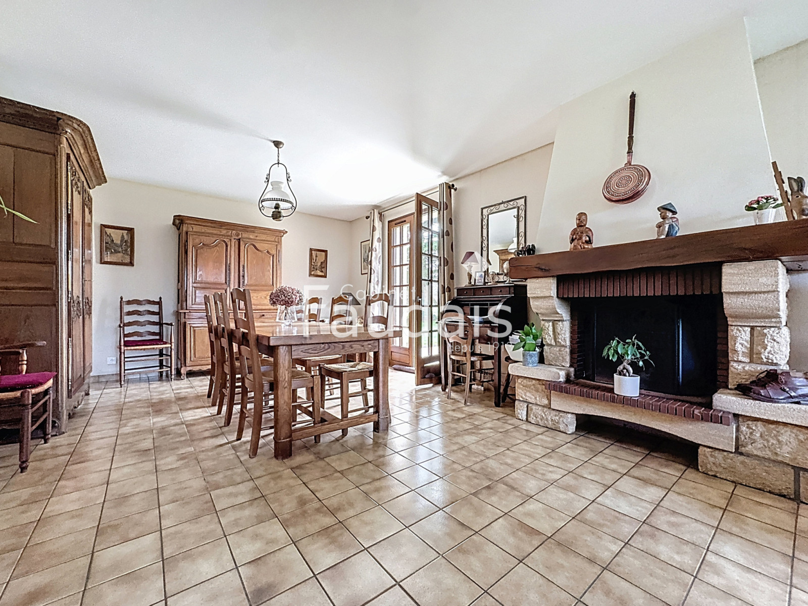 
                                                Vente
                                                 Maison Saint-Lô 3 -chambres  