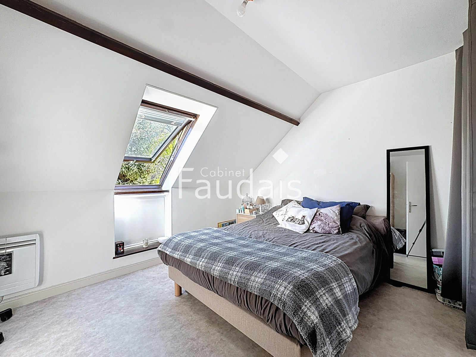 
                                                Vente
                                                 Maison SAINT-LO quartier Hôpital 