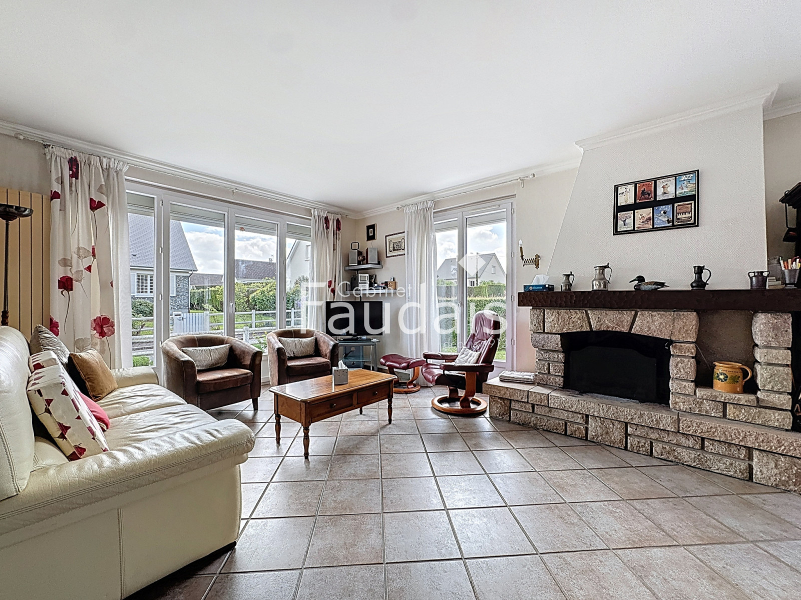 
                                                Vente
                                                 Maison SAINT-LO secteur hôpital avec une vie de plain pied 