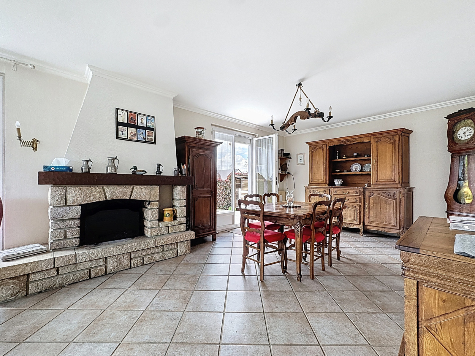 
                                                Vente
                                                 Maison SAINT-LO secteur hôpital avec une vie de plain pied 