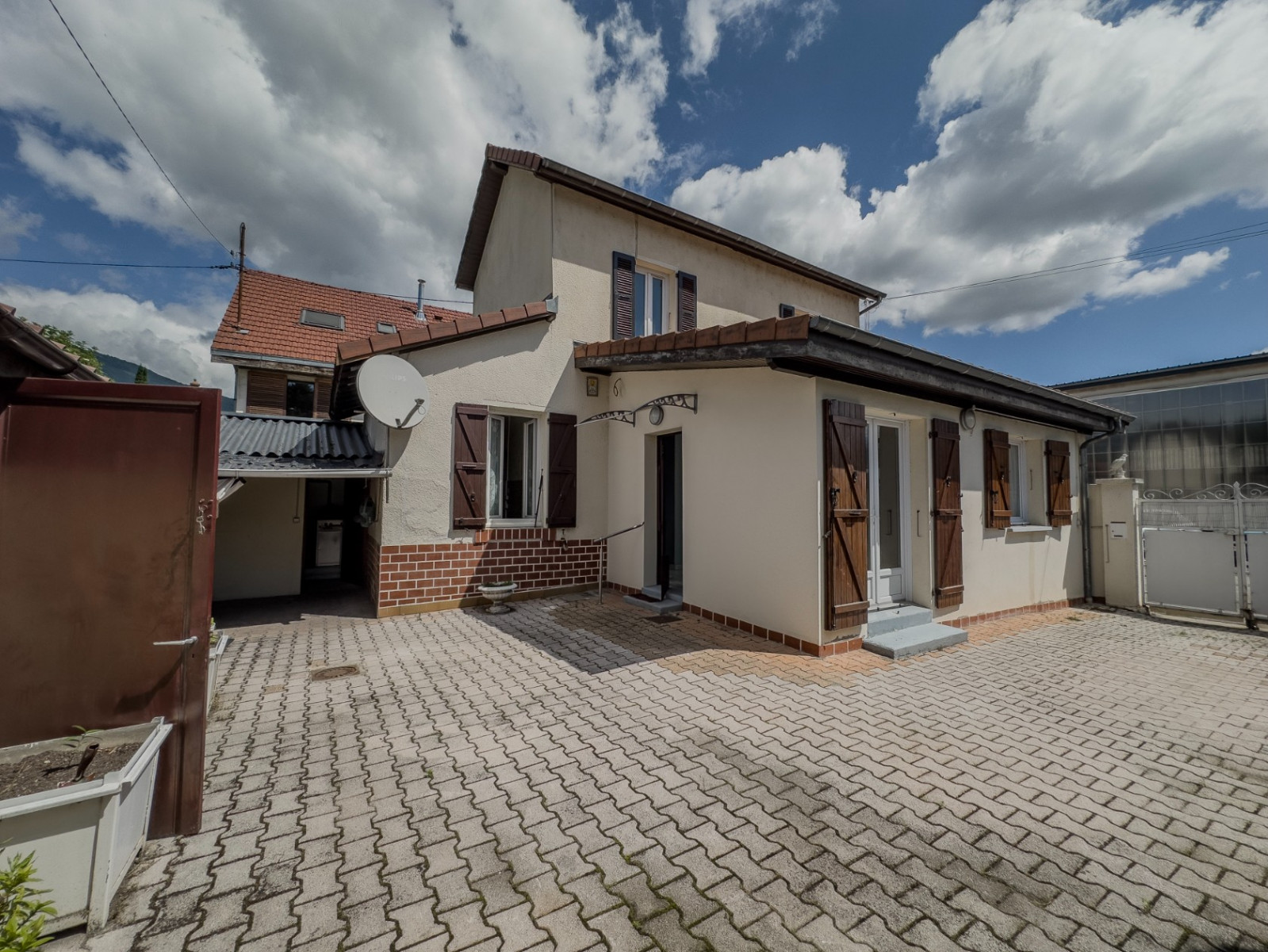 
                                                Vente
                                                 Maison | Saint-Martin-d'Hères (38400) | Croizat