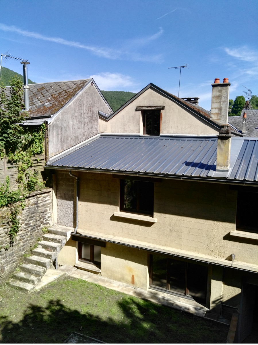 
                                                Vente
                                                 maison spacieuse