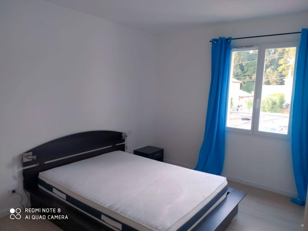 
                                                Location
                                                 Maison style charentaise