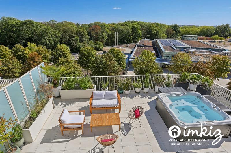 
                                                Vente
                                                 maison sur le toit – Terrasse 76,5 m² – Jacuzzi