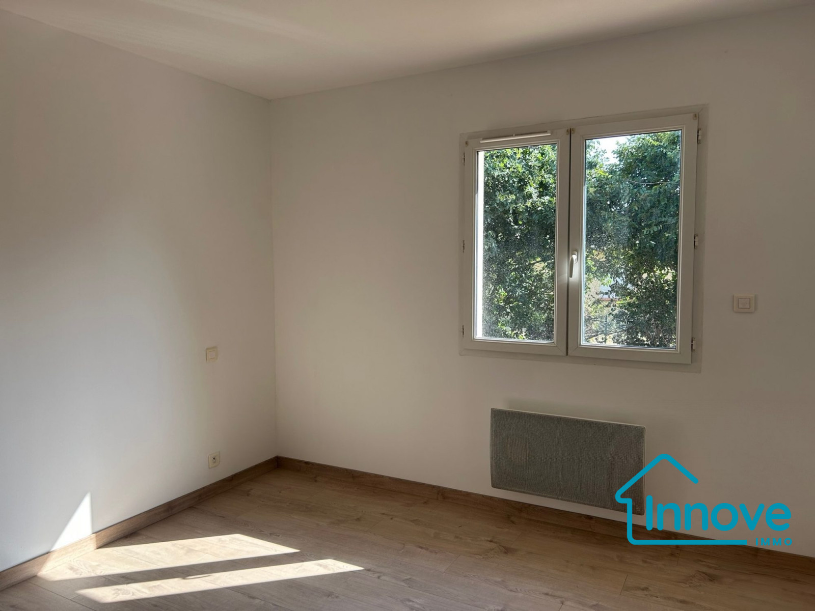 
                                                Vente
                                                 Maison sur les coteaux de Pompignan