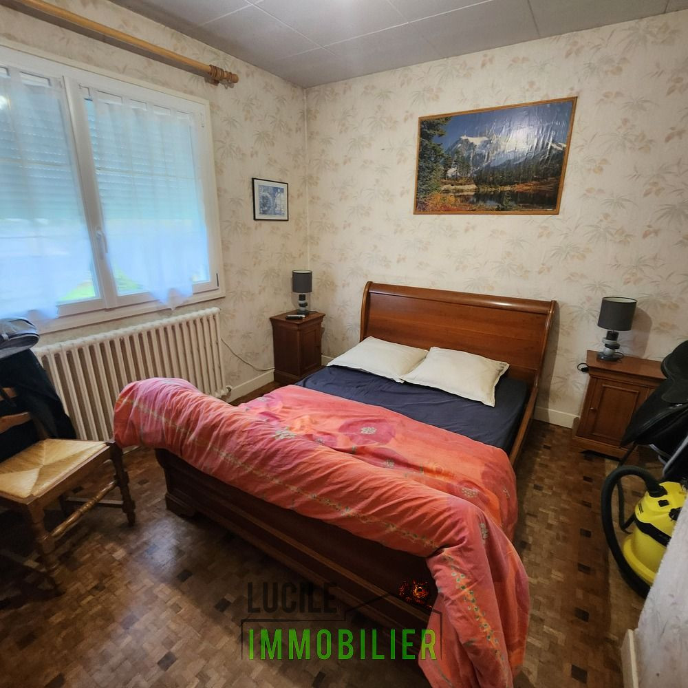 
                                                Vente
                                                 MAISON SUR SOUS SOL