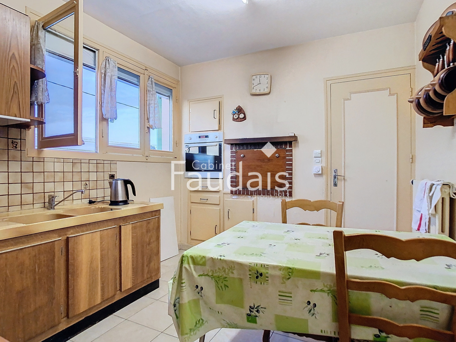 
                                                Vente
                                                 Maison sur sous-sol à CONDE SUR VIRE