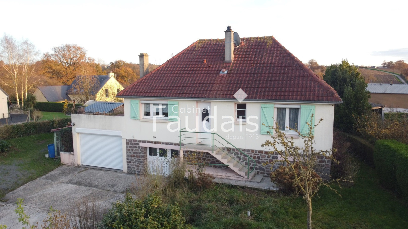 
                                                Vente
                                                 Maison sur sous-sol à CONDE SUR VIRE