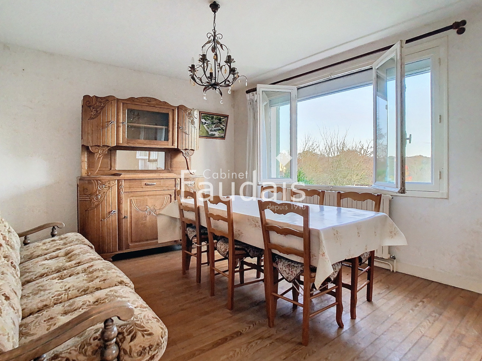 
                                                Vente
                                                 Maison sur sous-sol à CONDE SUR VIRE