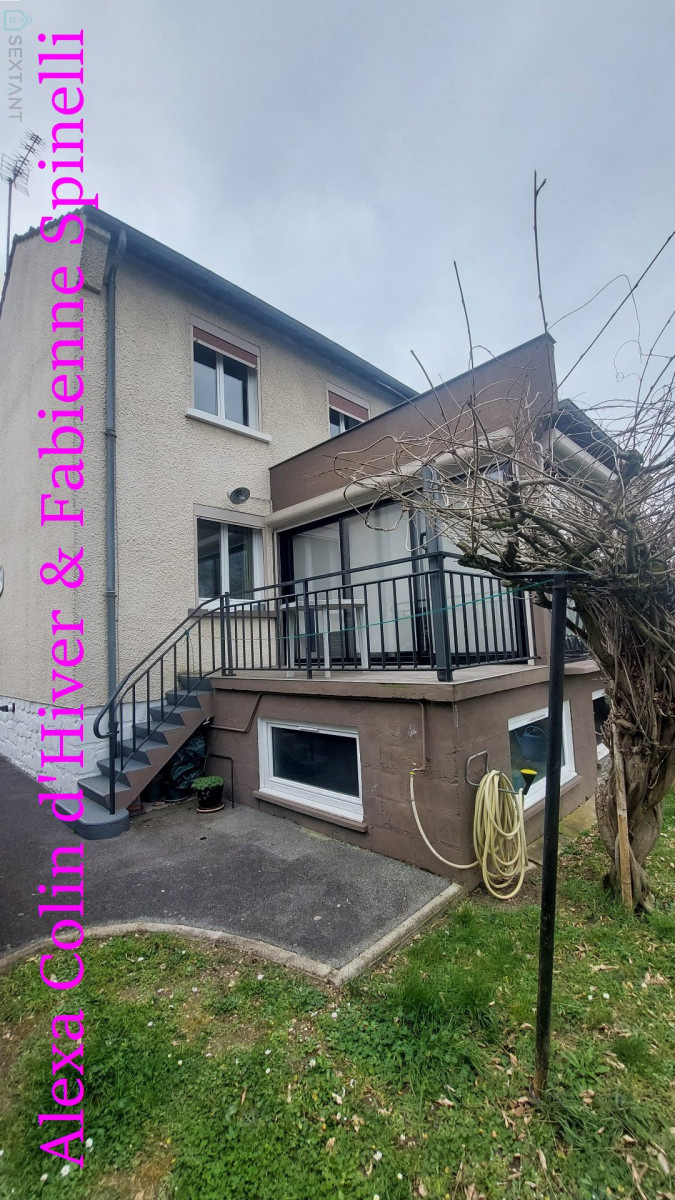 
                                                Vente
                                                 Maison sur sous-sol total, Soissons quartier piscine