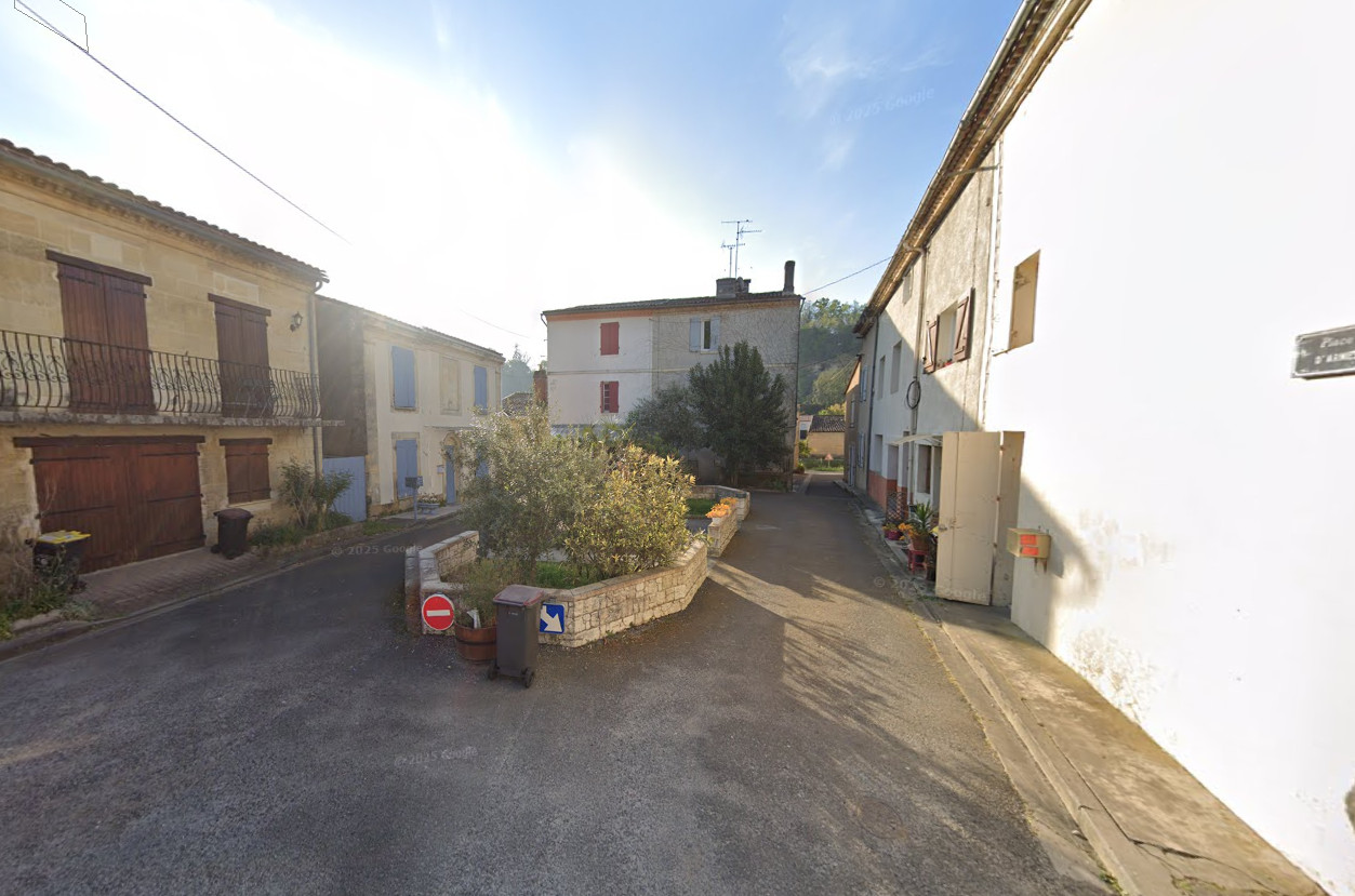 
                                                Location
                                                 Maison T2 53m² à Le Tourne