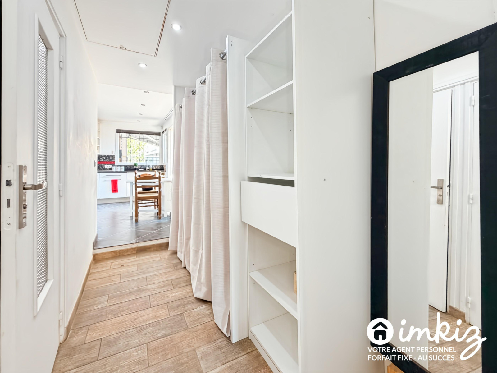 
                                                Vente
                                                 Maison T2 avec jardin en fond d'impasse 12e