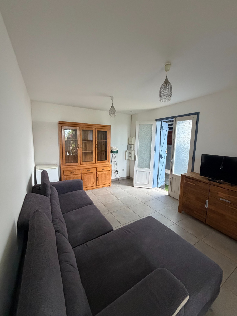 
                                                Location
                                                 Maison T2 meublée de 42,62 m² – , Sainte-Marie