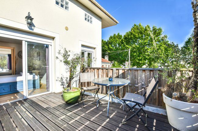 
                                                Location
                                                 Maison T3/4 jardin et terrasse (loyer tout inclus)