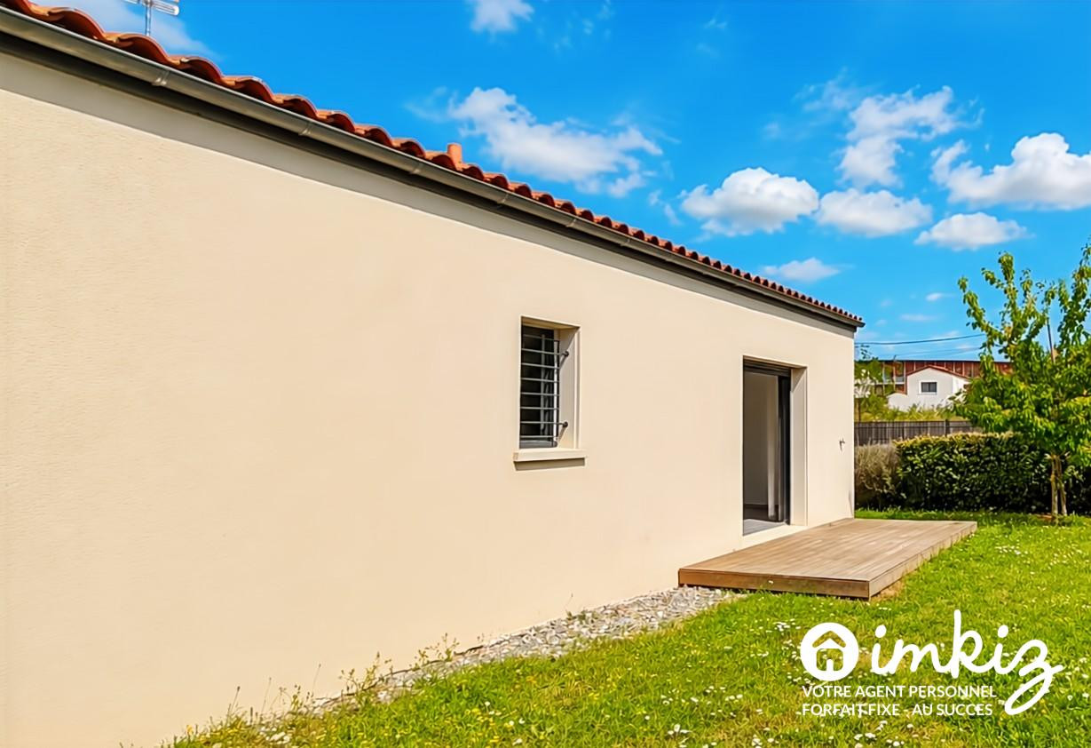 
                                                Vente
                                                 MAISON T3 DE PLAIN-PIED (2019) – JARDIN – CARPORT