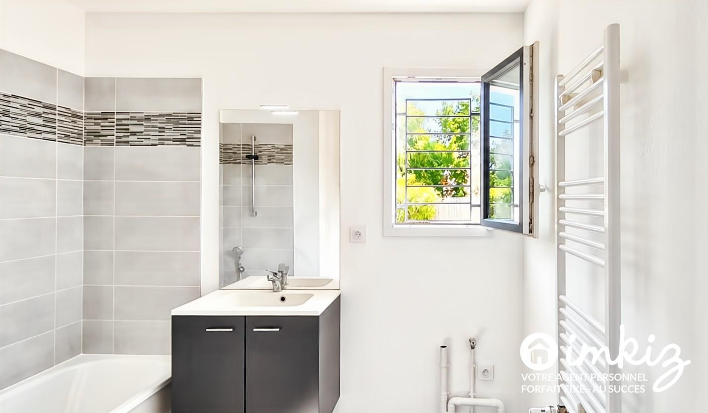 
                                                Vente
                                                 MAISON T3 DE PLAIN-PIED (2019) – JARDIN – CARPORT