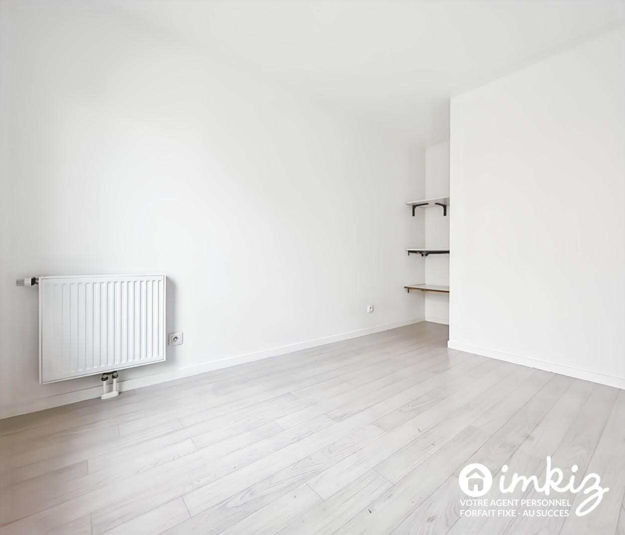 
                                                Vente
                                                 Maison  T3 récente  proche Compiègne et forêt