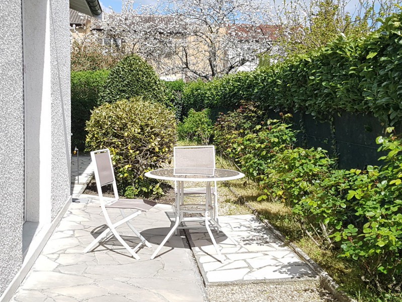 
                                                Vente
                                                 Maison T4 105 m2 Toulouse avec son jardin au calme