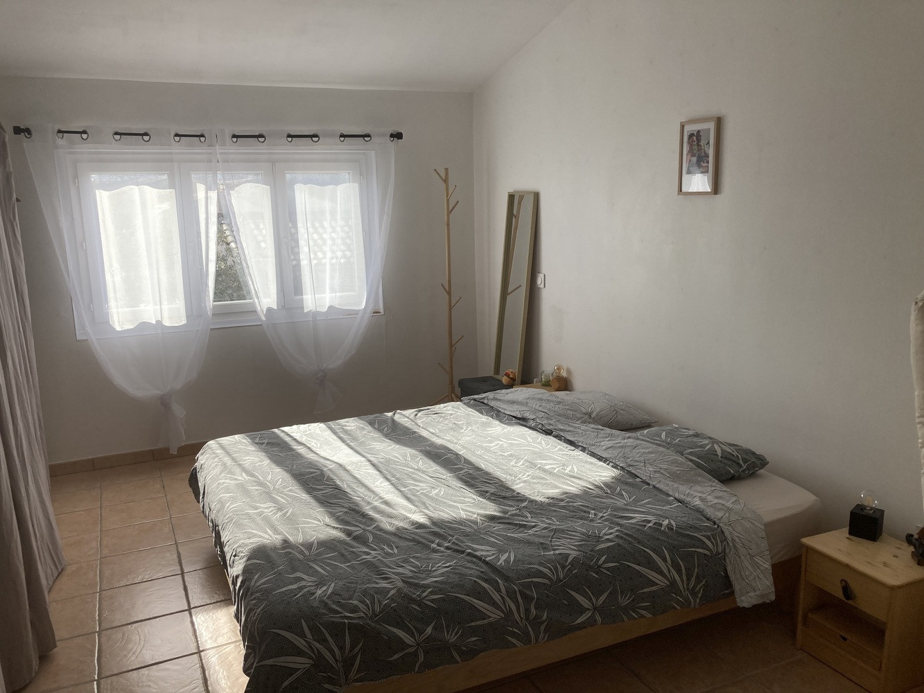 
                                                Vente
                                                 Maison T4, 3 chbres, gge sur 325 m²