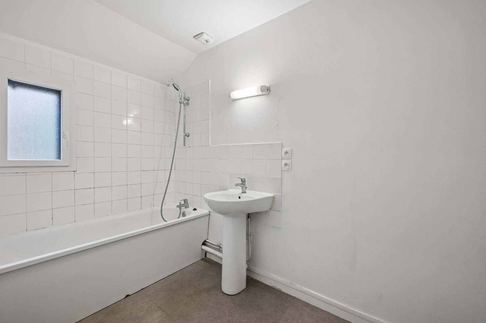 
                                                Vente
                                                 MAISON T4