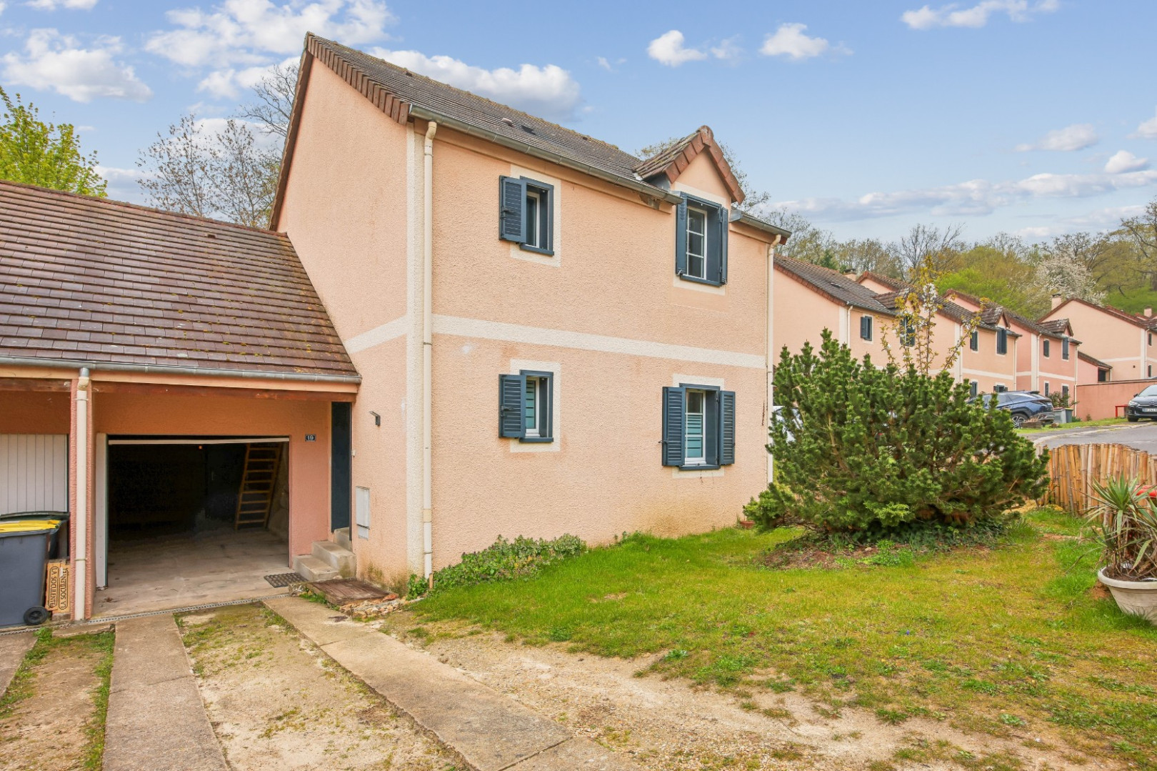 
                                                Vente
                                                 MAISON T4