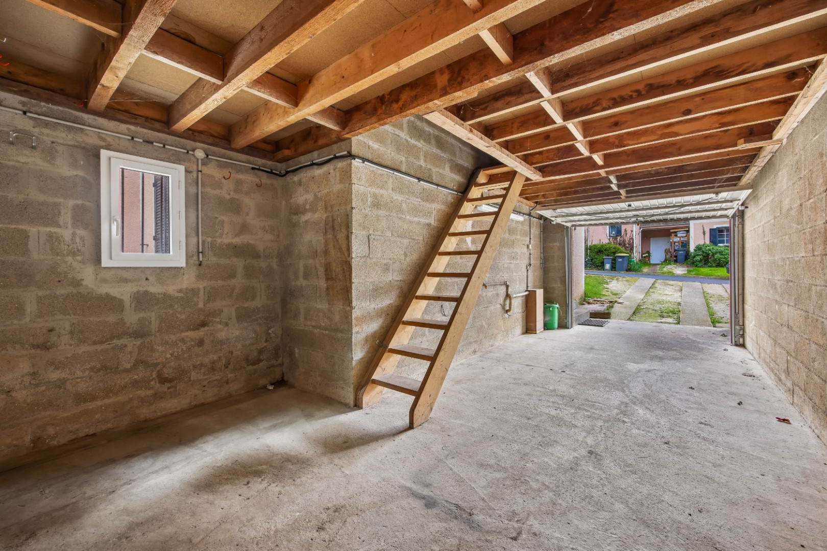 
                                                Vente
                                                 MAISON T4