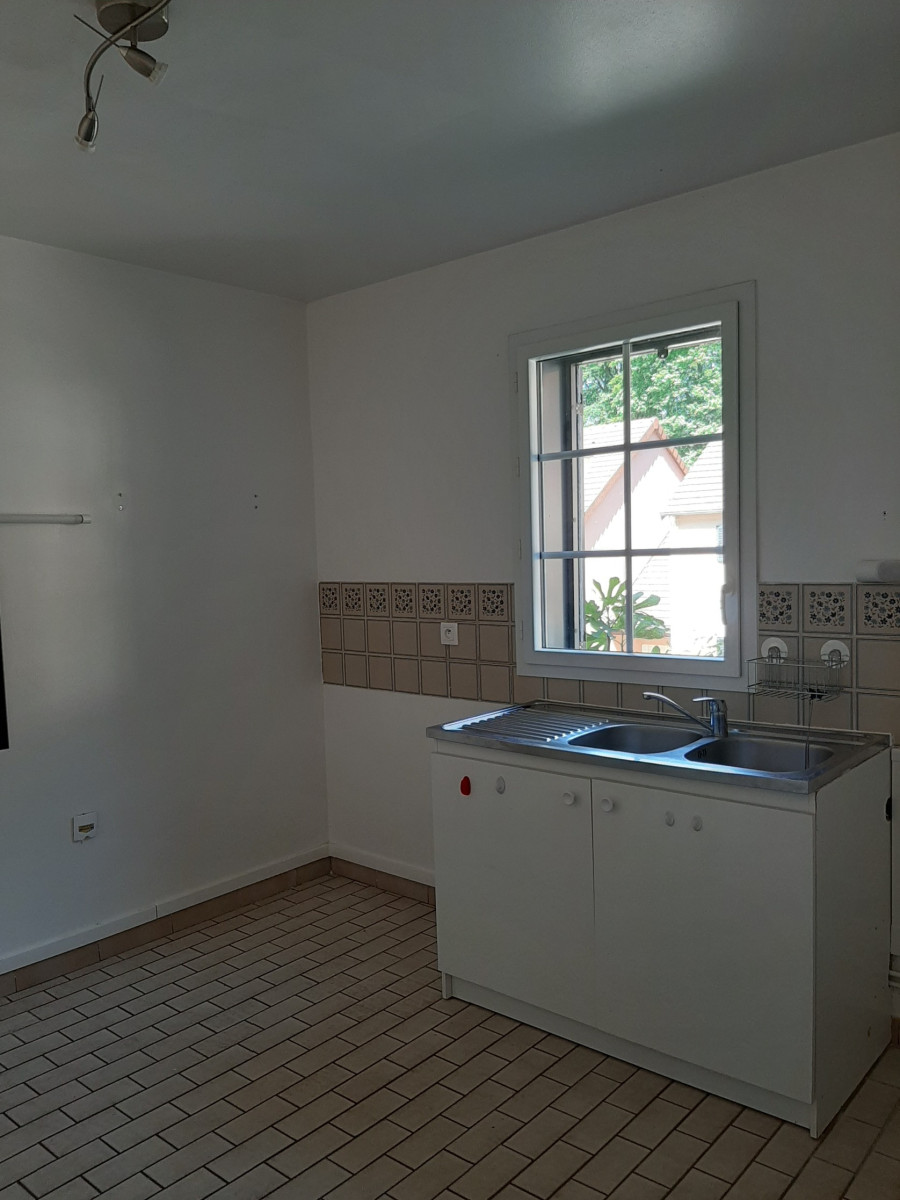 
                                                Vente
                                                 MAISON T4