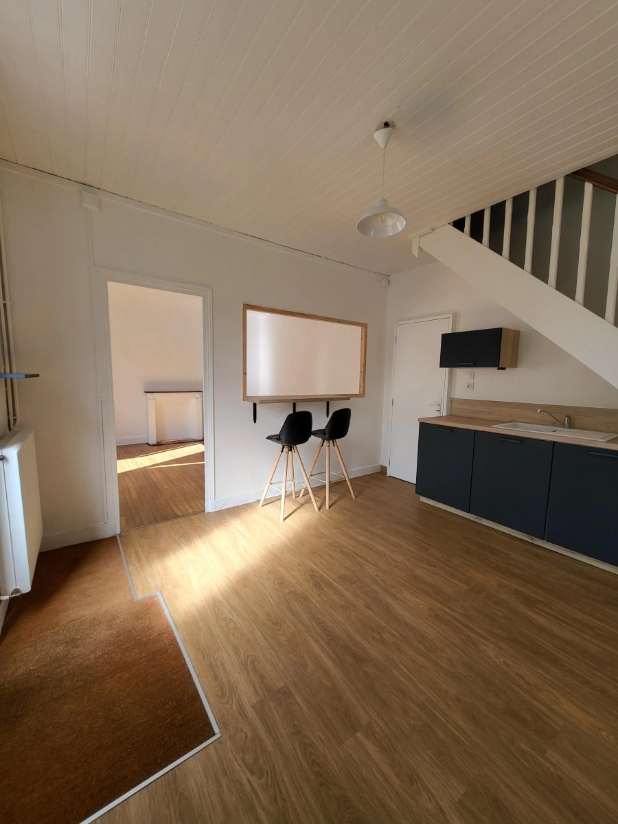 
                                                Location
                                                 Maison T4 73m² à Sarlat-la-Canéda